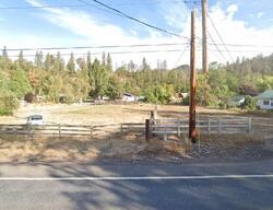 Pre-foreclosure in  HIGHWAY 62 Trail, OR 97541