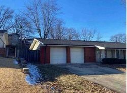 Pre-foreclosure in  HUBERT DR Saint Louis, MO 63125