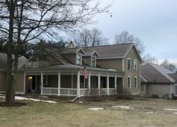 Pre-foreclosure in  ERIN ISLE DR Holland, MI 49424