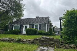 Pre-foreclosure in  ONTARIO ST Worcester, MA 01606