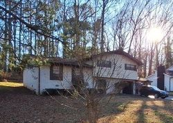 Pre-foreclosure in  KERRY DR SW Atlanta, GA 30331