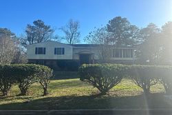 Pre-foreclosure in  CLARON AVE Conley, GA 30288