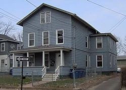Pre-foreclosure in  POPLAR ST New Haven, CT 06513