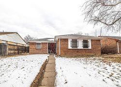 Pre-foreclosure in  DAHLIA ST Denver, CO 80207