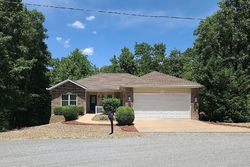 Pre-foreclosure in  REGENT LN Bella Vista, AR 72715