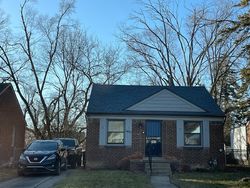 Pre-foreclosure in  LINDSAY ST Detroit, MI 48235