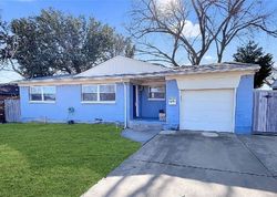 Pre-foreclosure in  OATES DR Mesquite, TX 75150