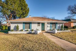 Pre-foreclosure in  RANCH DR Garland, TX 75041