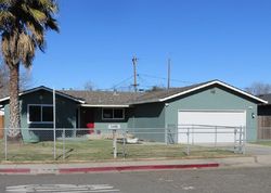 Pre-foreclosure in  ZINFANDEL LN Turlock, CA 95380