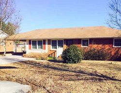 Pre-foreclosure Listing in WINDSOR DR CHERAW, SC 29520
