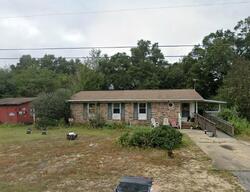 Pre-foreclosure in  LYNNWOOD CIR Milton, FL 32583