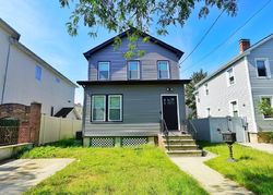 Pre-foreclosure in  SLEIGHT AVE Staten Island, NY 10307