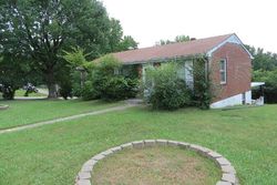 Pre-foreclosure in  EDMONDSON FERRY RD Clarksville, TN 37040