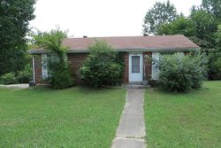 Pre-foreclosure in  EDMONDSON FERRY RD Clarksville, TN 37040