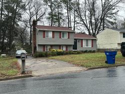 Pre-foreclosure in  WINTERLEAF CT Richmond, VA 23234