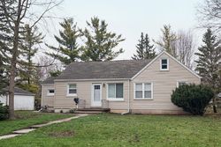Pre-foreclosure in  ANGELA CT West Bend, WI 53090