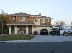 Pre-foreclosure in  WHITECROWN DR Murrieta, CA 92563