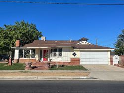 Pre-foreclosure in  HEATON AVE Lancaster, CA 93534