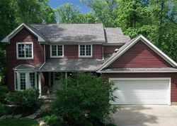Pre-foreclosure in  SCHADY RD Olmsted Falls, OH 44138