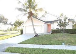 Pre-foreclosure in  GROSVENOR CT West Palm Beach, FL 33409
