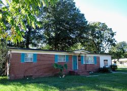 Pre-foreclosure in  CATHEDRAL LN Jacksonville, FL 32277