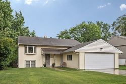 Pre-foreclosure in  E MONTANA AVE Glendale Heights, IL 60139