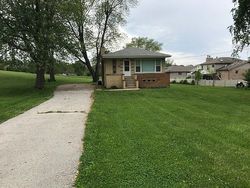 Pre-foreclosure in  LOCKWOOD AVE Tinley Park, IL 60477