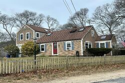 Pre-foreclosure in  SUNSET TER Hyannis, MA 02601