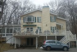 Pre-foreclosure in  ACE LN East Stroudsburg, PA 18301