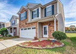 Pre-foreclosure in  WILLOW CREEK DR Gastonia, NC 28054