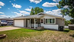 Pre-foreclosure in  JOHNS DR Mandan, ND 58554