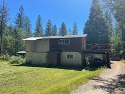 Pre-foreclosure in  PLEASANT CREEK RD Rogue River, OR 97537