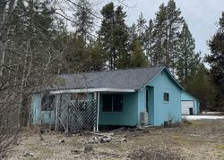 Pre-foreclosure in  PINE DR La Pine, OR 97739