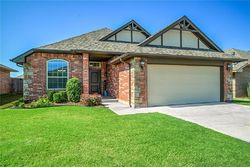 Pre-foreclosure in  SANDHURST CT Edmond, OK 73012