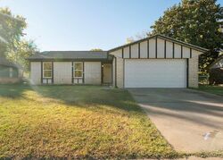 Pre-foreclosure in  BAHAMA AVE Sand Springs, OK 74063
