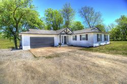 Pre-foreclosure in  E 176TH ST N Collinsville, OK 74021