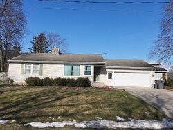 Pre-foreclosure in  FENWICK ST NW Grand Rapids, MI 49534