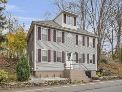 Pre-foreclosure in  TOWNSEND RD Groton, MA 01450