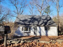 Pre-foreclosure in  OAK RIDGE DR Charlton, MA 01507