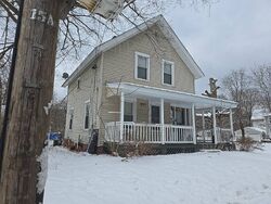 Pre-foreclosure in  S MAIN ST Palmer, MA 01069