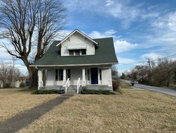 Pre-foreclosure in  N MAIN ST Eminence, KY 40019