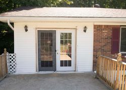 Pre-foreclosure in  PINEWOOD DR Radcliff, KY 40160