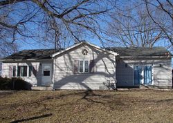 Pre-foreclosure in  S LOCUST ST Mount Pleasant, IA 52641