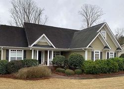 Pre-foreclosure in  WEEPING WILLOW DR Athens, GA 30605