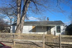 Pre-foreclosure in  VINCENT ST Chillicothe, OH 45601