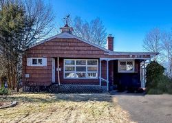 Pre-foreclosure in  MOHAWK RD Ossining, NY 10562