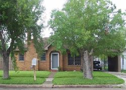 Pre-foreclosure in  W LINCOLN AVE Harlingen, TX 78550