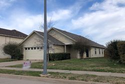 Pre-foreclosure in  CRESCENT RIDGE DR Fort Worth, TX 76140