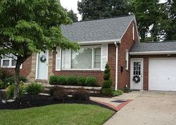 Pre-foreclosure in  CLEARVIEW AVE NW Canton, OH 44718