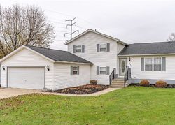Pre-foreclosure in  COTY DR SW Canton, OH 44706